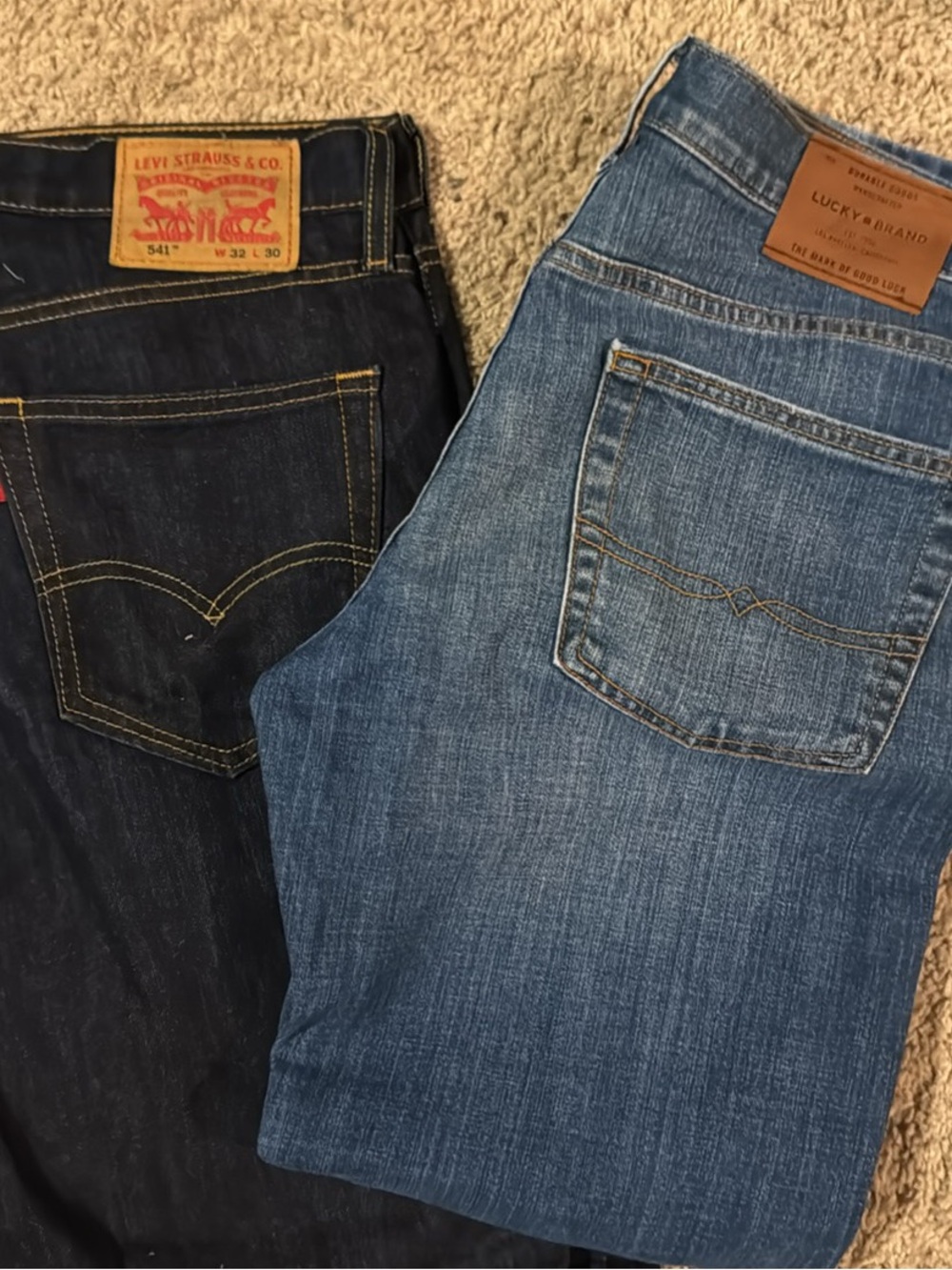 Levi's & Lucky Brand Men's Jeans - bundle size 32/30